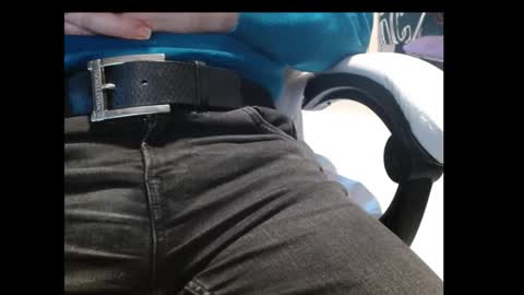 Snapshot of cafetabac chatting on 12.02.25 cafetabac online show from 12.02.25