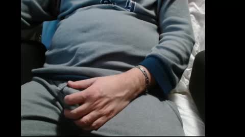 Snapshot of cafetabac chatting on 02.08.26 cafetabac online show from 02.08.26