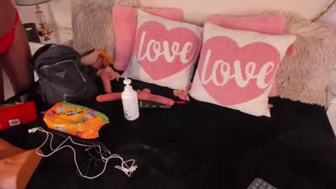 Cahitlin  online show from 11.19.25