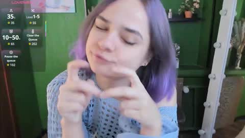 Gina online show from 12.21.25