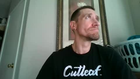 calbry82 online show from 10.25.25
