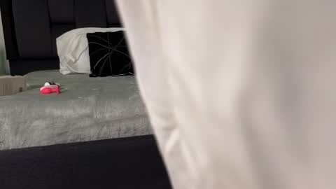 Calipso Parisi online show from 11.13.25