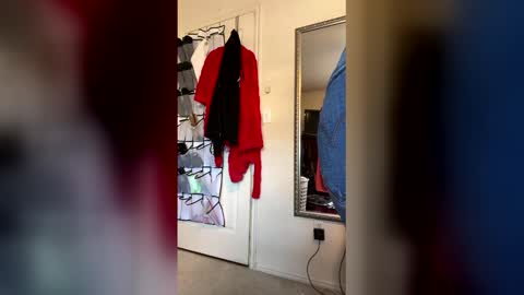 calishop1 online show from 02.08.26