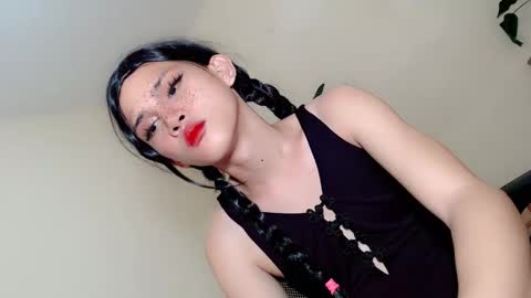 CALL ME CLARA online show from 05.02.26