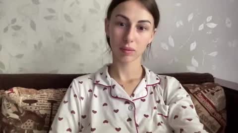 Anna online show from 12.22.24