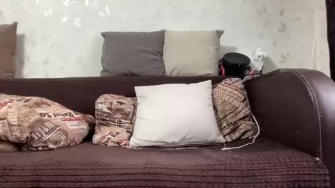 Anna online show from 04.14.26