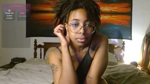 Snapshot of call_me_hedone chatting on 09.23.25 Hedone online show from 09.23.25