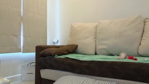 Call Me Linda online show from 01.10.25