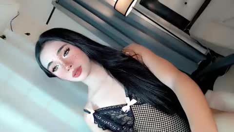 call_me_nina online show from 05.30.26