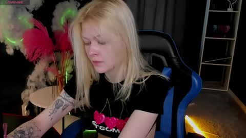 Robin online show from 04.19.26