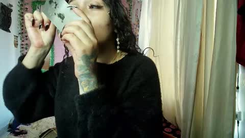 Snapshot of callme_lolas chatting on 12.19.25 paula online show from 12.19.25