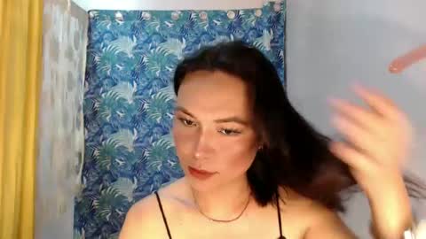 callme meya in asia online show from 12.03.24