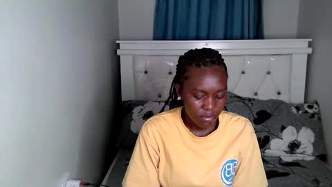 Snapshot of callmemonday chatting on 09.25.25 Monday online show from 09.25.25