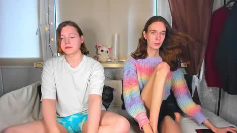 Snapshot of calvin_kevin_grem chatting on 11.15.25 Calvin Kevin Grem online show from 11.15.25