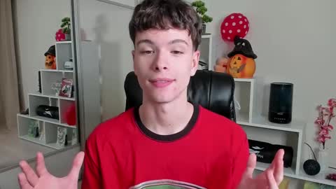 Hey I am Calvin  online show from 03.12.25