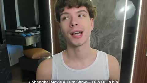 Snapshot of calvin_loves_you chatting on 07.12.26 Hey I am Calvin online show from 07.12.26