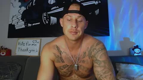 Snapshot of calvinhunt69 chatting on 12.19.24 Calvin online show from 12.19.24