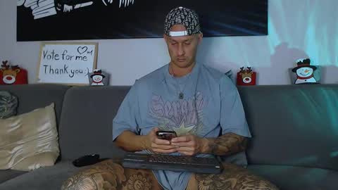 Snapshot of calvinhunt69 chatting on 12.21.24 Calvin online show from 12.21.24