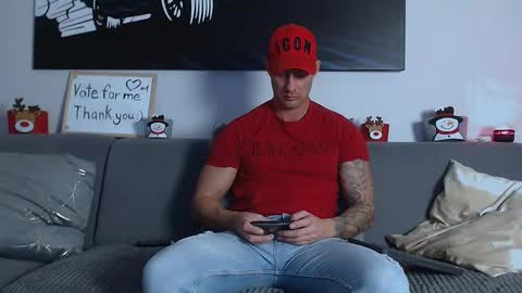 Snapshot of calvinhunt69 chatting on 12.23.24 Calvin online show from 12.23.24