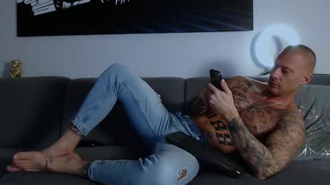 Snapshot of calvinhunt69 chatting on 01.20.25 Calvin online show from 01.20.25