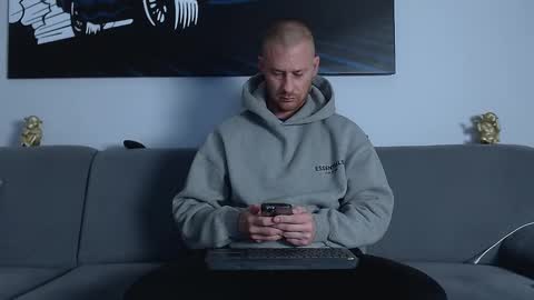 Snapshot of calvinhunt69 chatting on 02.12.25 Calvin online show from 02.12.25