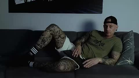 Snapshot of calvinhunt69 chatting on 10.11.25 Calvin online show from 10.11.25