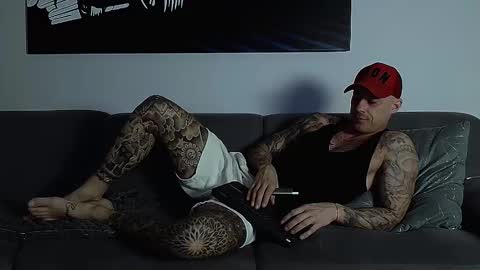 Snapshot of calvinhunt69 chatting on 10.22.25 Calvin online show from 10.22.25