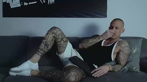 Snapshot of calvinhunt69 chatting on 11.12.25 Calvin online show from 11.12.25