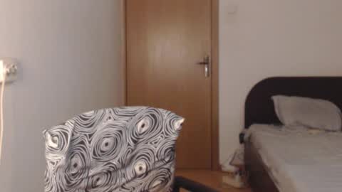 Calvinjohnlad online show from 12.22.25