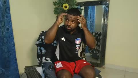 Snapshot of calvinphillips16 chatting on 04.10.26 kevin hart777 online show from 04.10.26