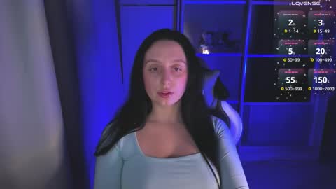 Snapshot of calypsownsu chatting on 12.22.25 Christy online show from 12.22.25