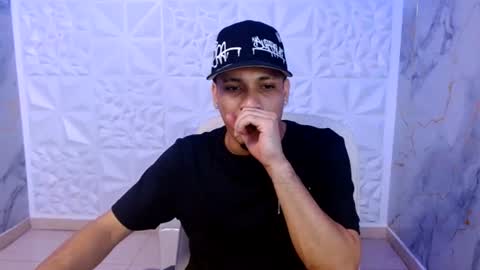 Snapshot of cam_xman chatting on 07.18.26 cam_xman online show from 07.18.26