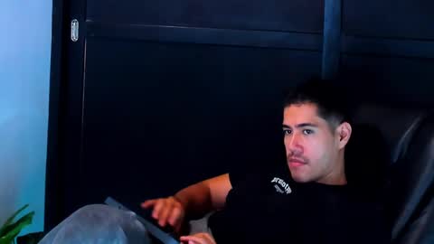 camara110 online show from 01.04.25