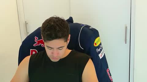 camara110 online show from 12.02.25