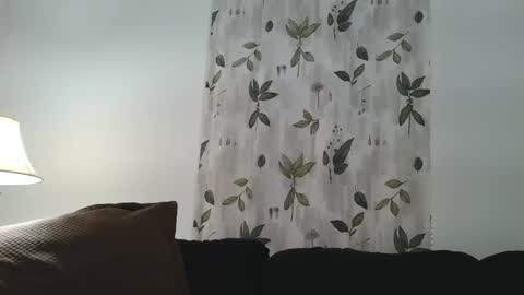 Chillaxin lets talk  online show from 12.31.24