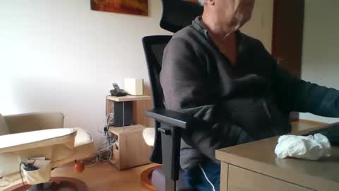 camcologne online show from 01.13.26