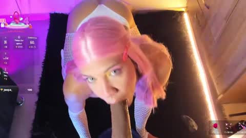 INDEPENDENT MODEL online show from 04.18.26