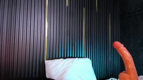 Snapshot of cameron_blake_ chatting on 01.22.25 CAMERON online show from 01.22.25