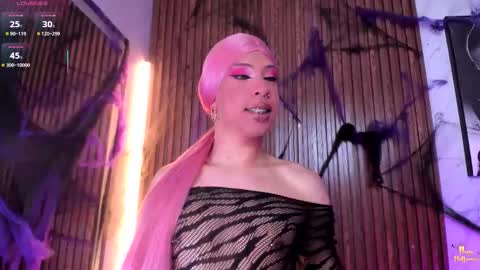 Snapshot of cameron_blake_ chatting on 10.22.25 CAMERON online show from 10.22.25