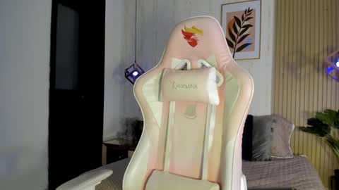 Cameron  online show from 10.17.25