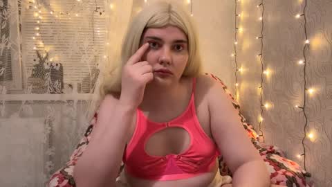 Marta online show from 01.23.25