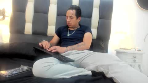 cami_coral1 online show from 02.13.26