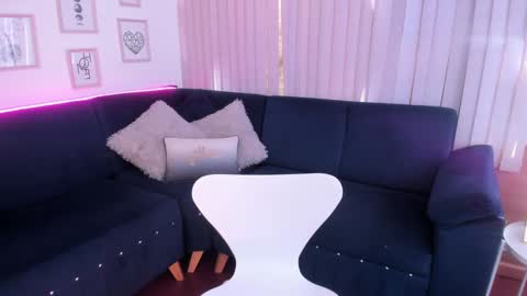 Camila cruz online show from 01.07.25