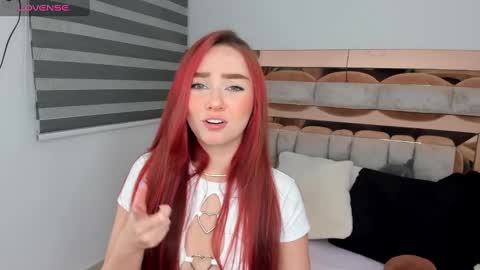 Snapshot of cami_lovers1 chatting on 02.03.25 camii online show from 02.03.25