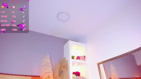 camiestrada online show from 03.10.25