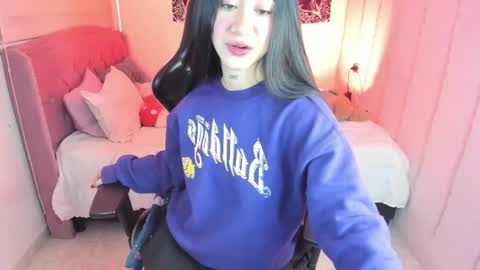 camila online show from 10.06.25