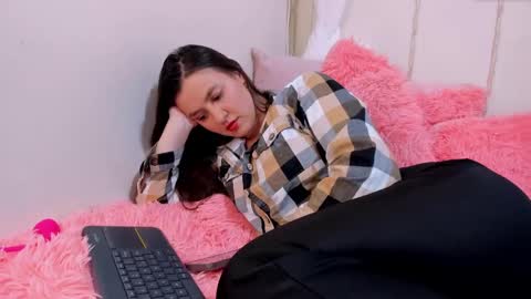 Camii Lopez online show from 01.28.25