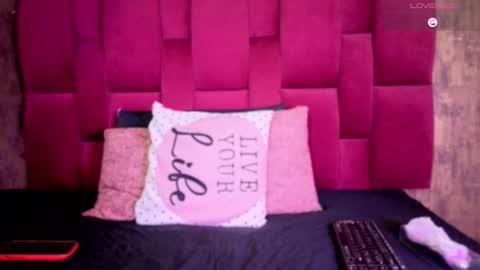 camila__bouzas online show from 02.20.26