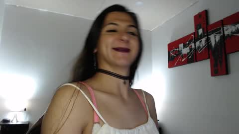 Snapshot of camila_bigcock_ts chatting on 02.28.25 camila online show from 02.28.25