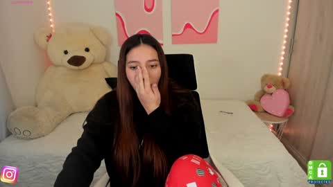  C A M I  online show from 12.14.24